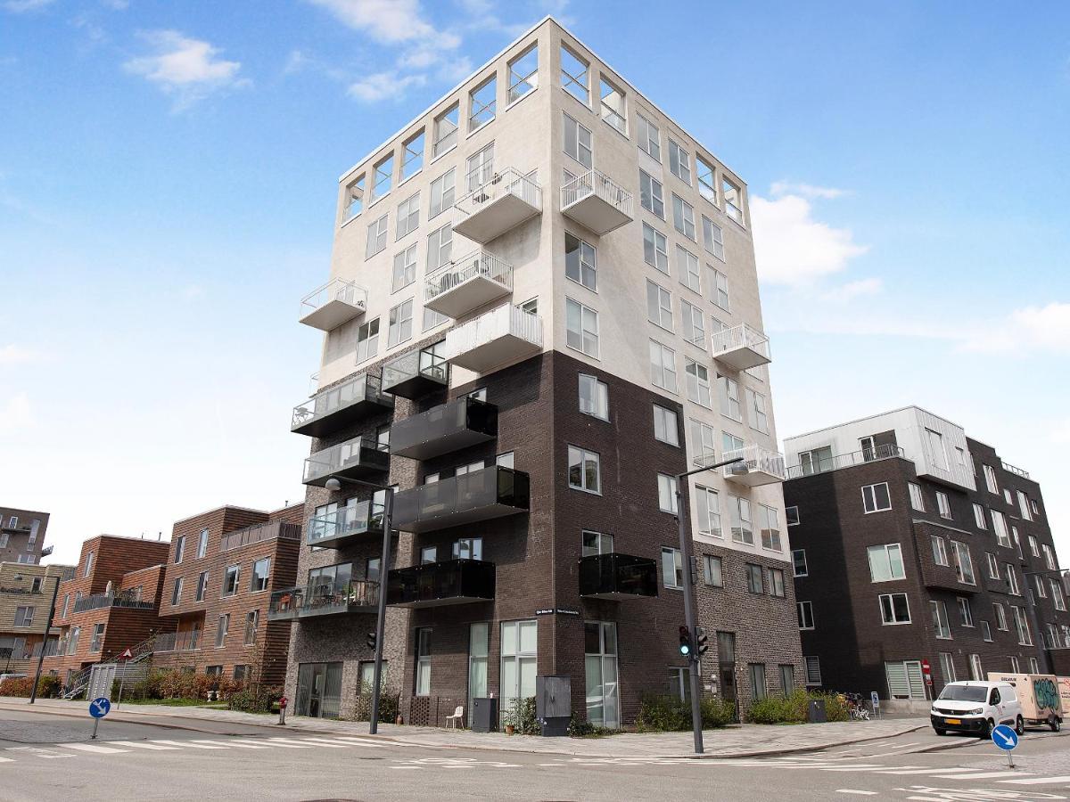 Sanders Arena - Chic Three-bedroom Close To Metro Station Appartement *